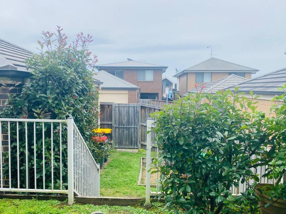 Kellyville 5Br Near Park And Shopping Mall Exterior foto